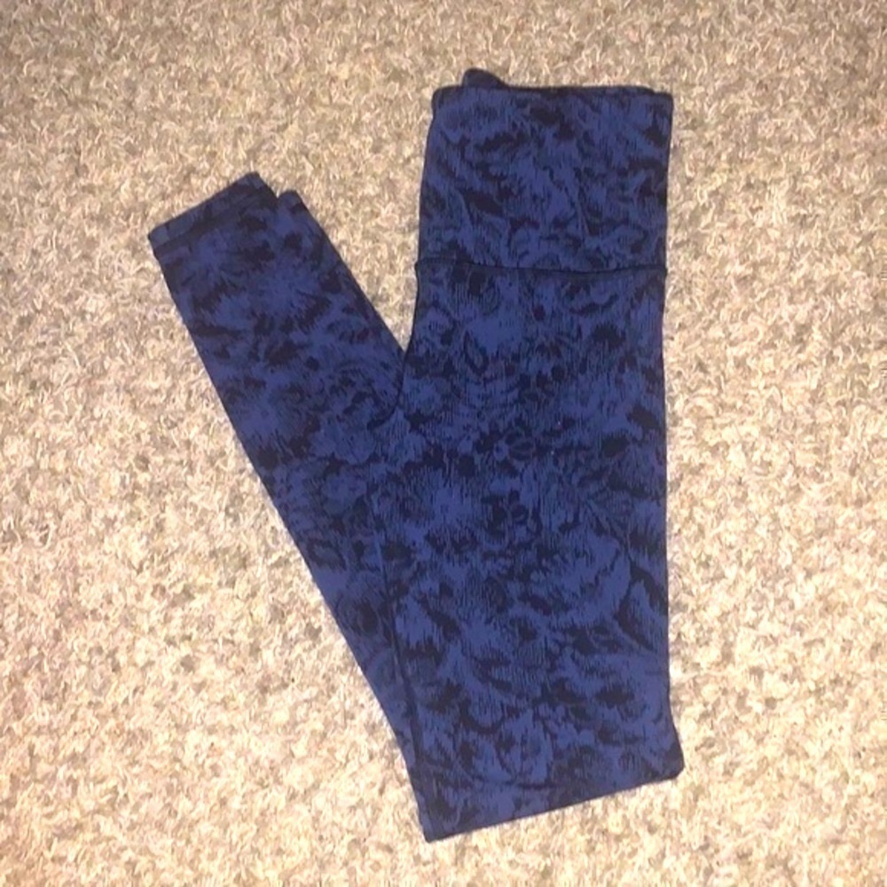 Athleta Elation textured tight - Picture 4 of 9